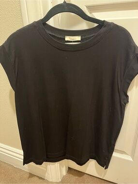 Les Amis Black Short Sleeve Crewneck Tee